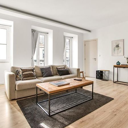 Modern 2 Bedroom Apartment in Estrela with Outside Terrace! Amazing for Families, Couples, Friends Lissabon Exterior foto