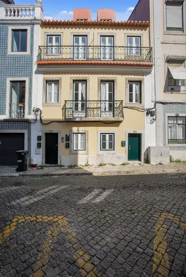 Modern 2 Bedroom Apartment in Estrela with Outside Terrace! Amazing for Families, Couples, Friends Lissabon Exterior foto